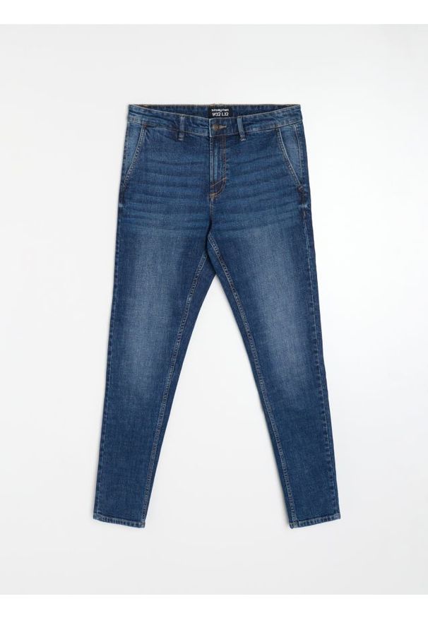 Sinsay - Jeansy chino slim fit - granatowy. Kolor: niebieski. Materiał: jeans