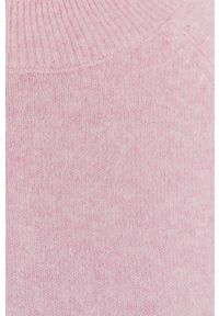 Vero Moda - Sweter. Okazja: na co dzień. Kolor: różowy. Materiał: dzianina. Długość rękawa: raglanowy rękaw. Styl: casual #4
