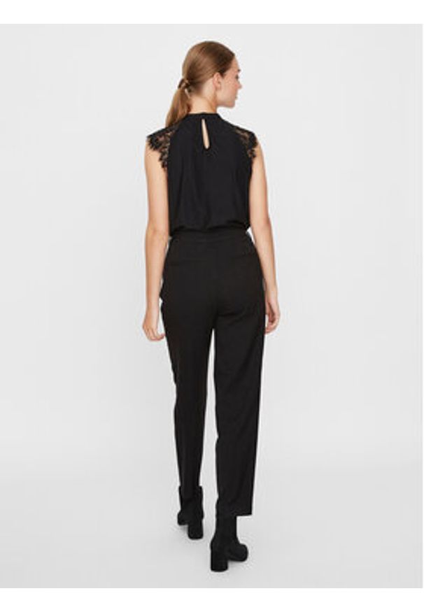 Vero Moda Bluzka Milla 10226072 Czarny Regular Fit. Kolor: czarny. Materiał: syntetyk