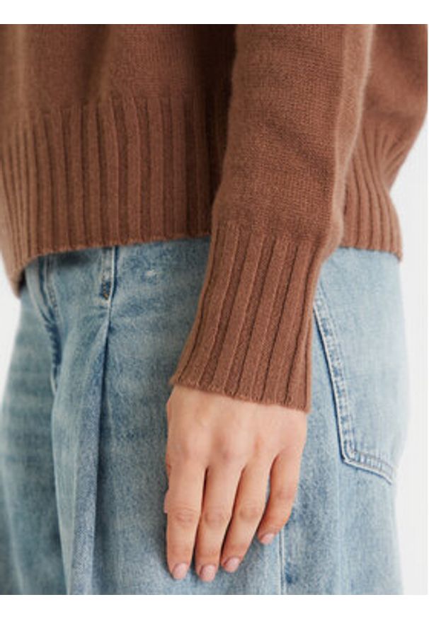 ViCOLO Sweter 77050F Brązowy Regular Fit. Kolor: brązowy. Materiał: kaszmir