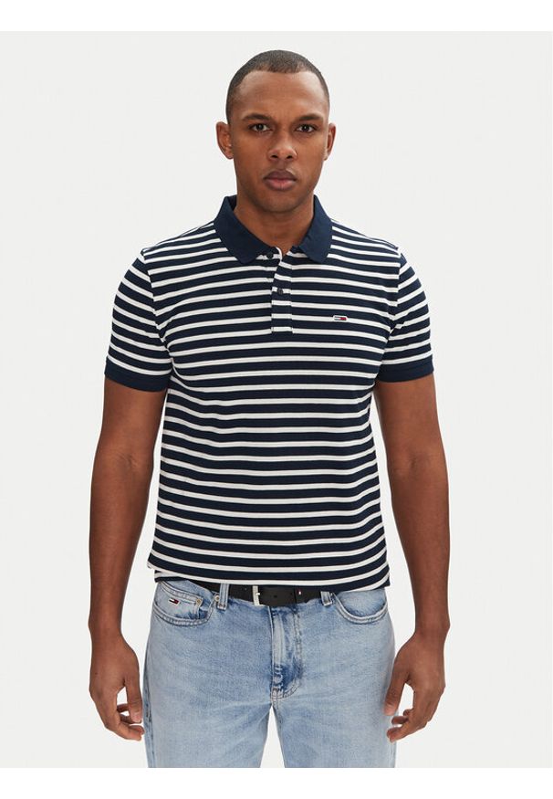 Tommy Jeans Polo DM0DM20676 Granatowy Slim Fit. Typ kołnierza: polo. Kolor: niebieski. Materiał: bawełna