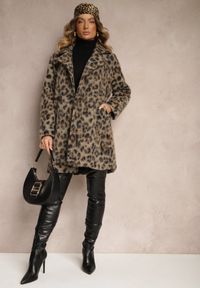 Renee - Beżowy Panterkowy Płaszcz Dwurzędowy z Wsuwanymi Kieszeniami Niarelith. Okazja: na co dzień. Kolor: beżowy. Materiał: jeans. Styl: casual, elegancki