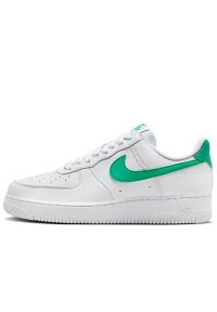 Buty damskie Nike Air Force 1 '07 Next Nature DV3808-108 - białe. Kolor: biały. Materiał: guma, skóra, syntetyk. Szerokość cholewki: normalna. Sezon: lato. Model: Nike Air Force. Sport: koszykówka