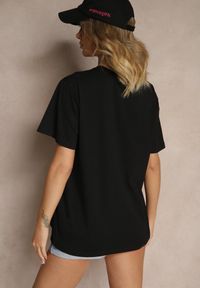 Renee - Czarny T-shirt z Bawełny z Naszytymi Cekinami Avenelli. Okazja: na co dzień. Kolor: czarny. Materiał: bawełna. Wzór: aplikacja. Styl: klasyczny, elegancki, casual #5