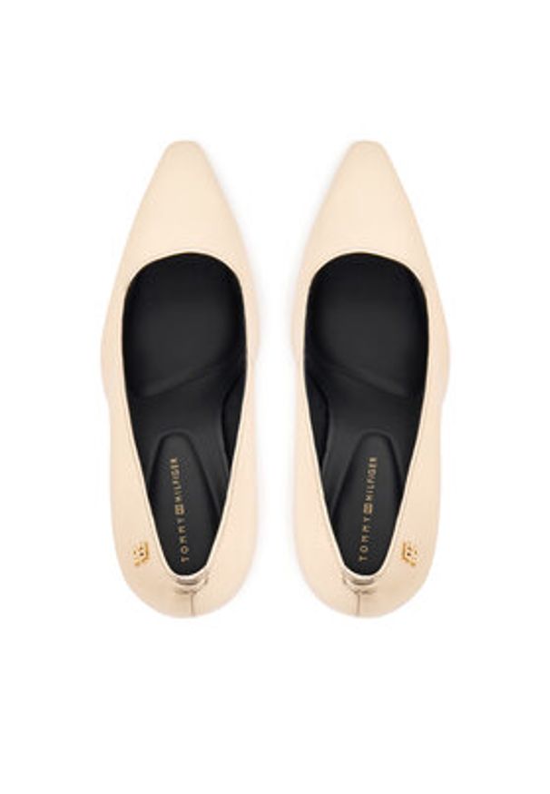 TOMMY HILFIGER - Tommy Hilfiger Szpilki Logo Metallic Pump Slanted Hl FW0FW08994 Złoty. Kolor: złoty. Materiał: skóra. Obcas: na szpilce