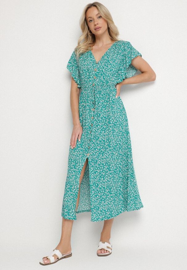 Born2be - Zielona Bawełniana Sukienka z Gumką w Talii w Drobne Kwiatki Nulinea. Okazja: na co dzień. Typ kołnierza: dekolt w serek. Kolor: zielony. Materiał: bawełna. Wzór: kwiaty. Typ sukienki: rozkloszowane. Styl: klasyczny, casual, elegancki