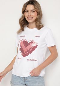 Born2be - Biały T-shirt z Ozdobnym Nadrukiem Palithiela. Okazja: na co dzień. Kolor: biały. Materiał: jeans. Wzór: nadruk. Styl: klasyczny, casual #4