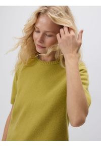 Reserved - Wełniany sweter - zielony. Kolor: zielony. Materiał: wełna