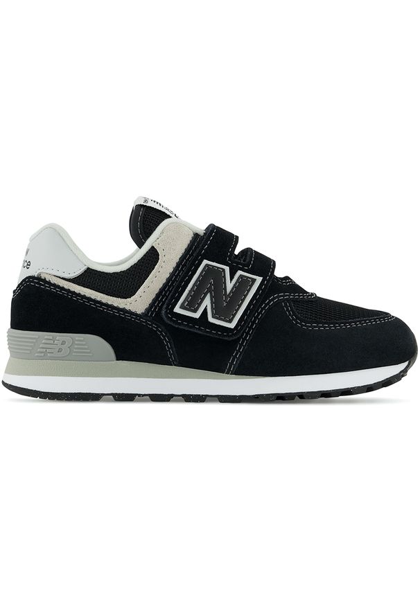 Buty New Balance PV574EVB – czarne. Okazja: na co dzień. Zapięcie: rzepy. Kolor: czarny. Materiał: guma, skóra, syntetyk, materiał, zamsz. Szerokość cholewki: normalna. Model: New Balance 574. Sport: turystyka piesza