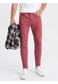 Ombre Clothing - Spodnie męskie jeansowe o kroju SLIM FIT - czerwone V7 - Rozmiar: M. Okazja: na co dzień. Kolor: czerwony. Materiał: jeans. Wzór: gładki. Styl: casual, sportowy, elegancki