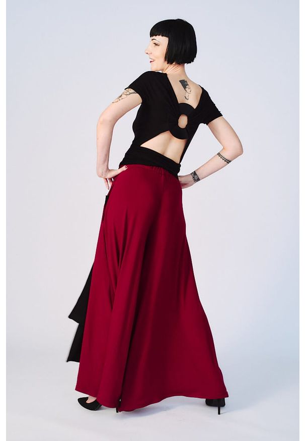 Hultaj Polski - Bluzka Zsa Zsa Czarna. Okazja: na imprezę. Kolor: czarny. Materiał: wiskoza, tkanina, lycra. Styl: elegancki