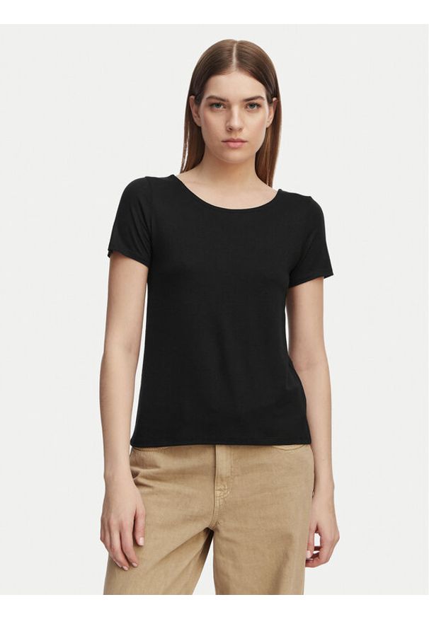 only - ONLY Bluzka Bera 15368588 Czarny Regular Fit. Kolor: czarny. Materiał: wiskoza