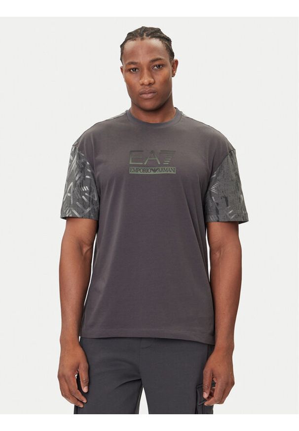 EA7 Emporio Armani T-Shirt 7M001130 AF16548 U8117 Szary Regular Fit. Kolor: szary. Materiał: bawełna