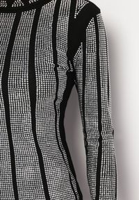 Born2be - Czarno-Srebrna Dopasowana Sukienka Mini w Cyrkonie Upina. Kolor: czarny. Długość: mini #3