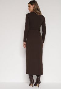 Born2be - Brązowa Sukienka Koszulowa z Wiskozą Guzikami i Paskiem Vetienne. Okazja: na co dzień. Kolor: brązowy. Materiał: wiskoza. Typ sukienki: koszulowe. Styl: casual #5