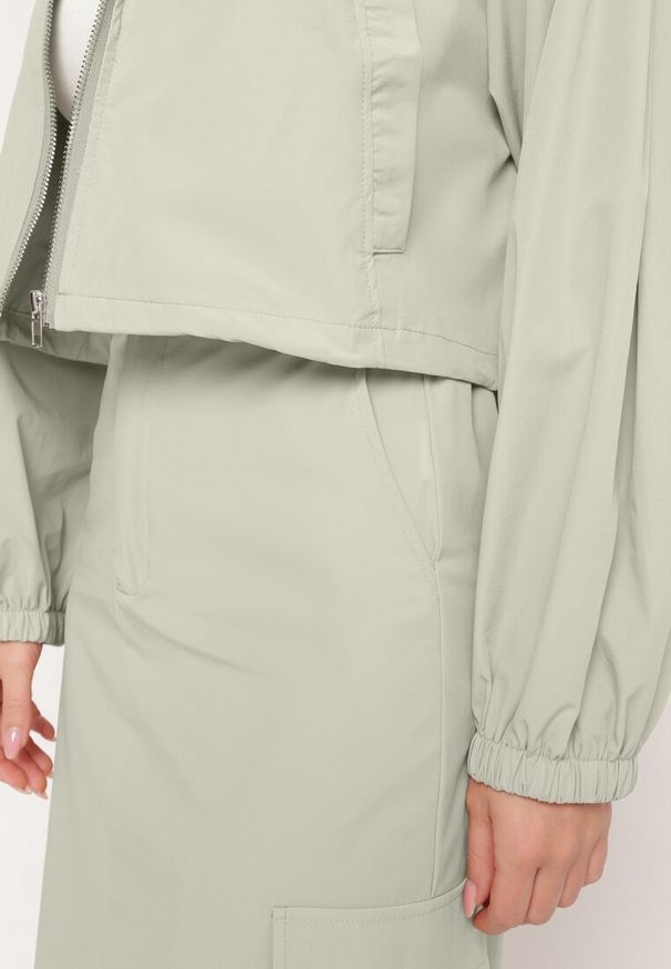 Born2be - Miętowy Komplet Casualowy Bluza z Suwakiem i Stójką oraz Spódnica z Kieszeniami Hettora. Kolor: miętowy