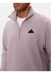 Adidas - adidas Bluza Z.N.E. IR5219 Fioletowy Loose Fit. Kolor: fioletowy. Materiał: bawełna