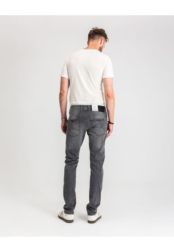 Męskie Spodnie Jeansowe Mustang Style Oregon Tapered Denim Black 1017124 4000 203