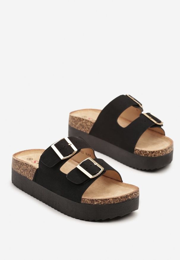 Renee - Czarne Klapki z Klamrami i Dwoma Paskami Landisa. Okazja: na co dzień. Kolor: czarny. Materiał: jeans. Wzór: paski. Styl: casual, elegancki