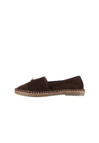 Espadryle Bayla-161 059 ARY500 Khaki, Zielony, Skóra naturalna. Kolor: zielony. Materiał: skóra. Szerokość cholewki: normalna. Wzór: aplikacja. Sezon: lato. Obcas: na obcasie. Styl: wakacyjny, klasyczny. Wysokość obcasa: średni