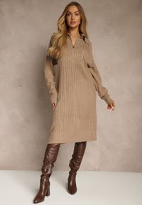 Renee - Beżowa Sweterkowa Sukienka z Bawełną i Wełną Ozdobiona Suwakiem Reinda. Okazja: na co dzień, na imprezę. Kolor: beżowy. Materiał: wełna, bawełna. Wzór: aplikacja. Typ sukienki: proste, oversize. Styl: casual. Długość: midi #3