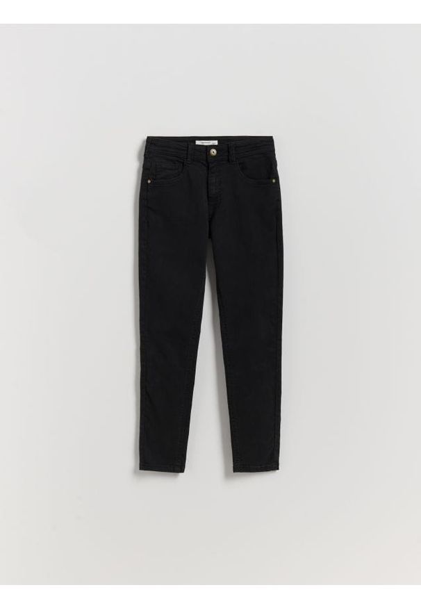 Reserved - Spodnie Slim fit - czarny. Kolor: czarny. Materiał: włókno, bawełna