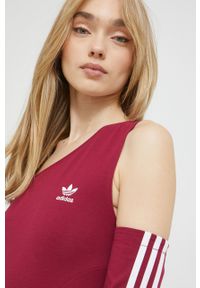 adidas Originals sukienka kolor bordowy mini dopasowana. Kolor: czerwony. Materiał: bawełna. Długość rękawa: długi rękaw. Wzór: aplikacja. Długość: mini #5