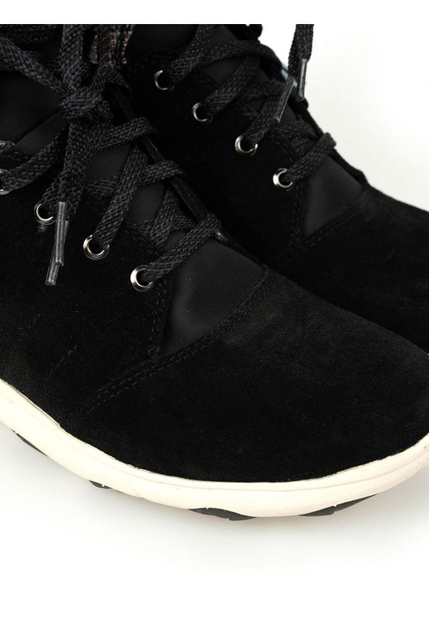 Geox Sneakersy "Nebula 4x4" | D946TA 022DS | Nebula | Kobieta | Czarny. Nosek buta: okrągły. Kolor: czarny. Materiał: skóra, tkanina