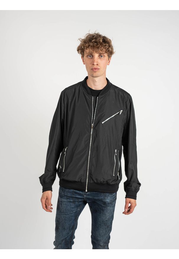 Les Hommes Kurtka "Bomber" | LKO102 250U | Light Weight Nylon Bomber With Multiple Zips | Mężczyzna | Czarny, Grafitowy. Okazja: na co dzień. Kolor: czarny, szary, wielokolorowy. Materiał: nylon. Styl: casual