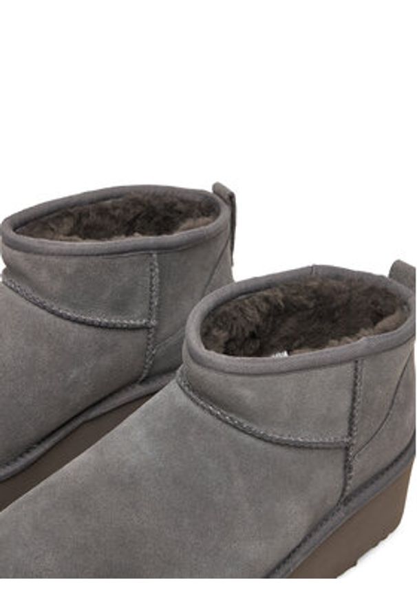 Ugg Śniegowce W Classic Ultra Mini Platform 1135092 Szary. Kolor: szary. Materiał: skóra, zamsz. Obcas: na platformie