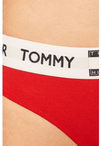 TOMMY HILFIGER - Tommy Hilfiger - Stringi. Kolor: czerwony