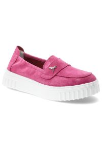 Półbuty damskie Vinceza, cholewka ze skóry naturalnej zamszowej wsuwany fason z ozdobnym elementem zabudowany przód na grubszej podeszwie, różowe, 93. Okazja: na co dzień. Kolor: różowy. Materiał: skóra, zamsz. Szerokość cholewki: normalna. Wzór: aplikacja. Styl: elegancki, klasyczny, casual #1