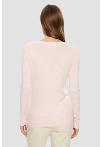 Guess - GUESS Różowy damski sweter Ivory. Kolor: różowy #5
