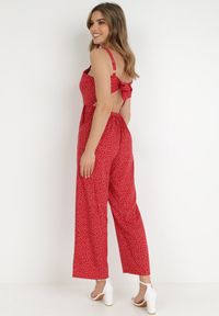 Born2be - Bordowy Kombinezon Aereira. Okazja: na imprezę, na co dzień. Kolor: czerwony. Długość rękawa: na ramiączkach. Długość: długie. Wzór: aplikacja, kropki. Sezon: lato. Styl: casual #2