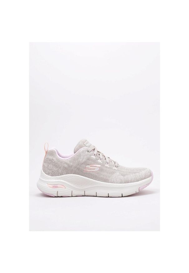 skechers - Buty Kobieta Skechers Arch Fit szary. Kolor: beżowy. Model: Skechers Sport. Sport: turystyka piesza