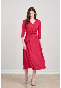 Marie Zélie - Sukienka Rita czerwień perska mikromodal. Typ kołnierza: dekolt kopertowy. Kolor: czerwony. Materiał: wiskoza, dzianina, elastan, włókno, skóra. Długość rękawa: krótki rękaw. Typ sukienki: proste, kopertowe #1