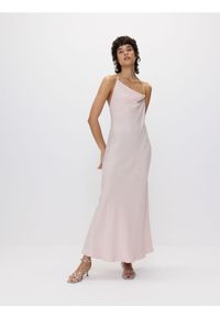 Reserved - Sukienka z asymetrycznym dekoltem - pastelowy róż. Kolor: różowy. Materiał: satyna, tkanina. Typ sukienki: asymetryczne