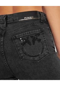 Pinko - PINKO - Czarne jeansy Susan 21. Stan: podwyższony. Kolor: czarny