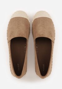 Renee - Brązowe Espadryle VICES w Klasycznym Stylu na Platformie z Plecionką Cherimare. Kolor: brązowy. Wzór: kwiaty. Sezon: lato. Obcas: na platformie. Styl: klasyczny #3