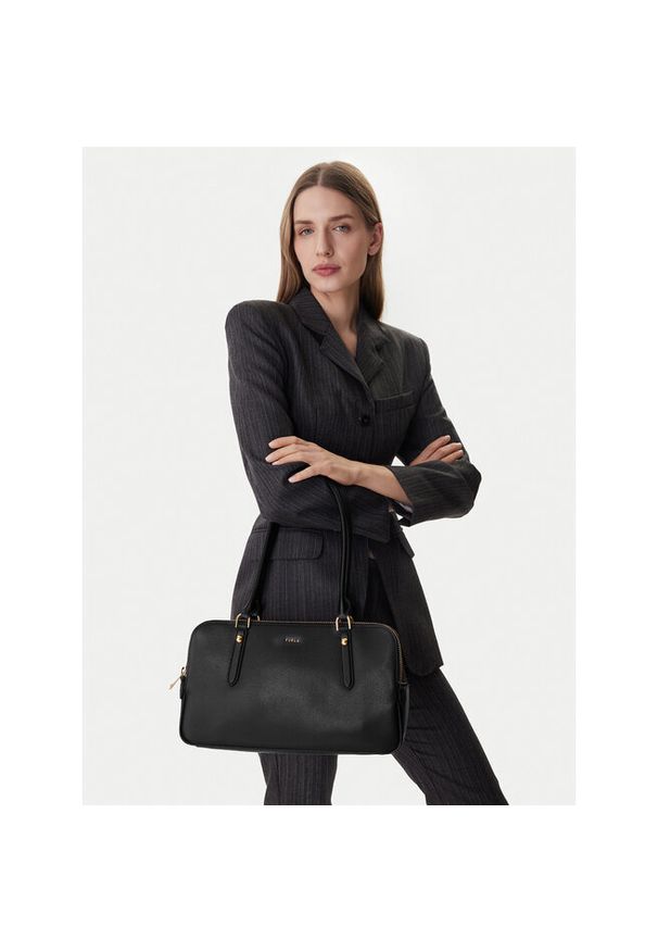 Torebka Furla. Kolor: czarny