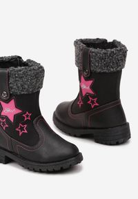 Born2be - Czarne Botki z Ozdobną Aplikacją i Futrzaną Wyściółką Filozola. Okazja: na uczelnię. Kolor: czarny. Materiał: futro. Wzór: aplikacja. Styl: klasyczny, elegancki #3