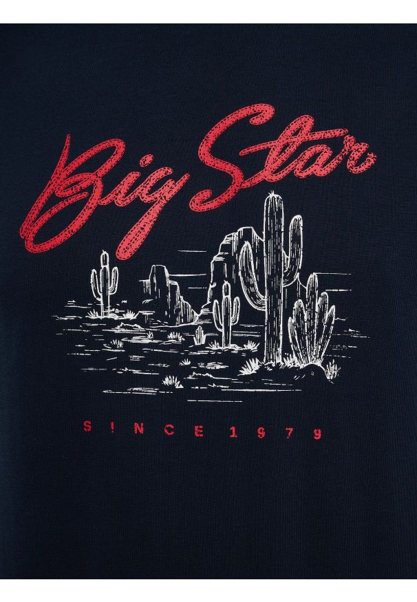 Big-Star - Koszulka męska z nadrukiem granatowa Sterir 403. Okazja: na co dzień. Kolor: niebieski. Materiał: jeans, bawełna. Wzór: nadruk. Styl: casual