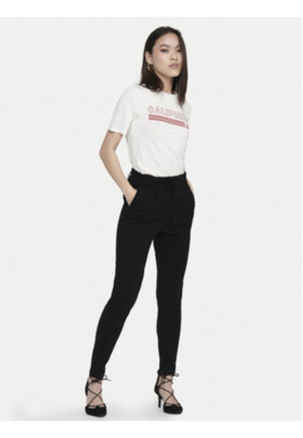 only - ONLY Spodnie materiałowe Poptrash 15115847 Czarny Regular Fit. Kolor: czarny. Materiał: syntetyk