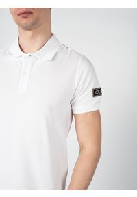 Iceberg Koszulka Polo | F031631A | Mężczyzna | Biały. Okazja: na co dzień. Typ kołnierza: polo. Kolor: biały. Materiał: bawełna. Długość rękawa: krótki rękaw. Długość: krótkie. Styl: klasyczny, elegancki, casual #3