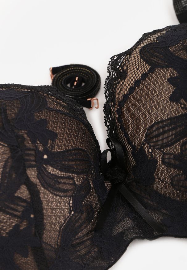 Born2be - Czarno-Beżowy Biustonosz Koronkowy z Ozdobnymi Paskami i Cyrkoniami Emlimi. Kolor: czarny. Materiał: koronka. Wzór: paski, koronka