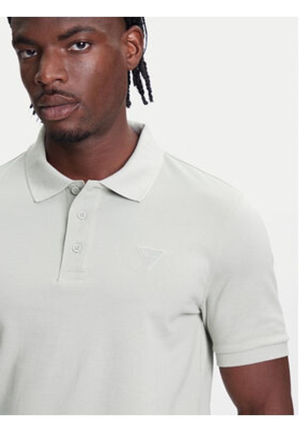 Guess Polo Z5YP02 K9WF1 Zielony Regular Fit. Typ kołnierza: polo. Kolor: zielony. Materiał: bawełna