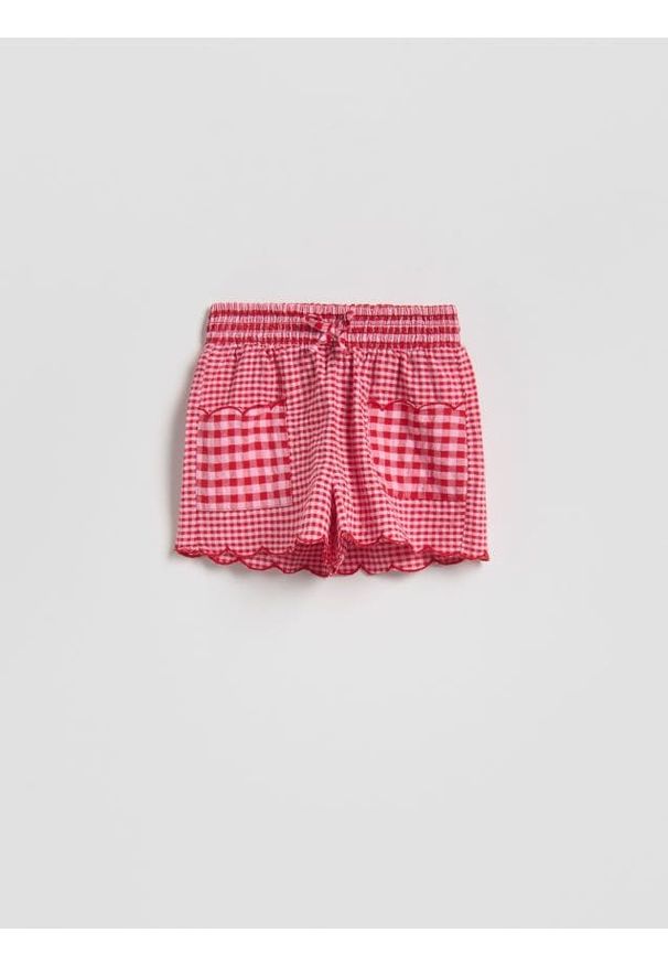 Reserved - Szorty w kratę - różowy. Kolor: różowy. Materiał: bawełna