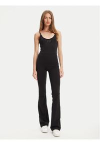 Guess Kombinezon V5RD06 KCD02 Czarny Regular Fit. Kolor: czarny. Materiał: syntetyk