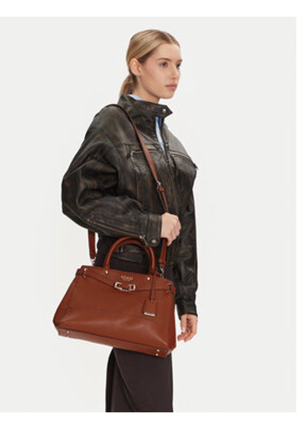 Guess Torebka HWBG95 27060 Brązowy. Kolor: brązowy. Materiał: skórzane