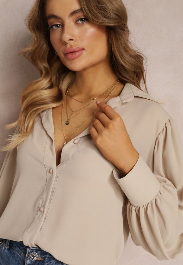 Renee - Beżowa Koszula z Marszczeniem i Szerokim Rękawem Vomier. Kolor: beżowy. Materiał: tkanina. Styl: elegancki